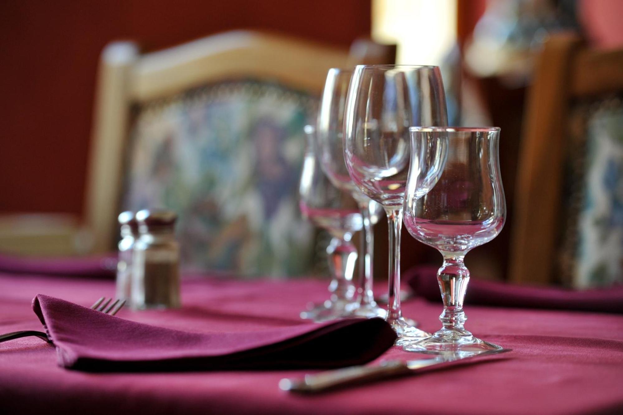 Logis Hotel Le Val De Vence Launois-sur-Vence Luaran gambar