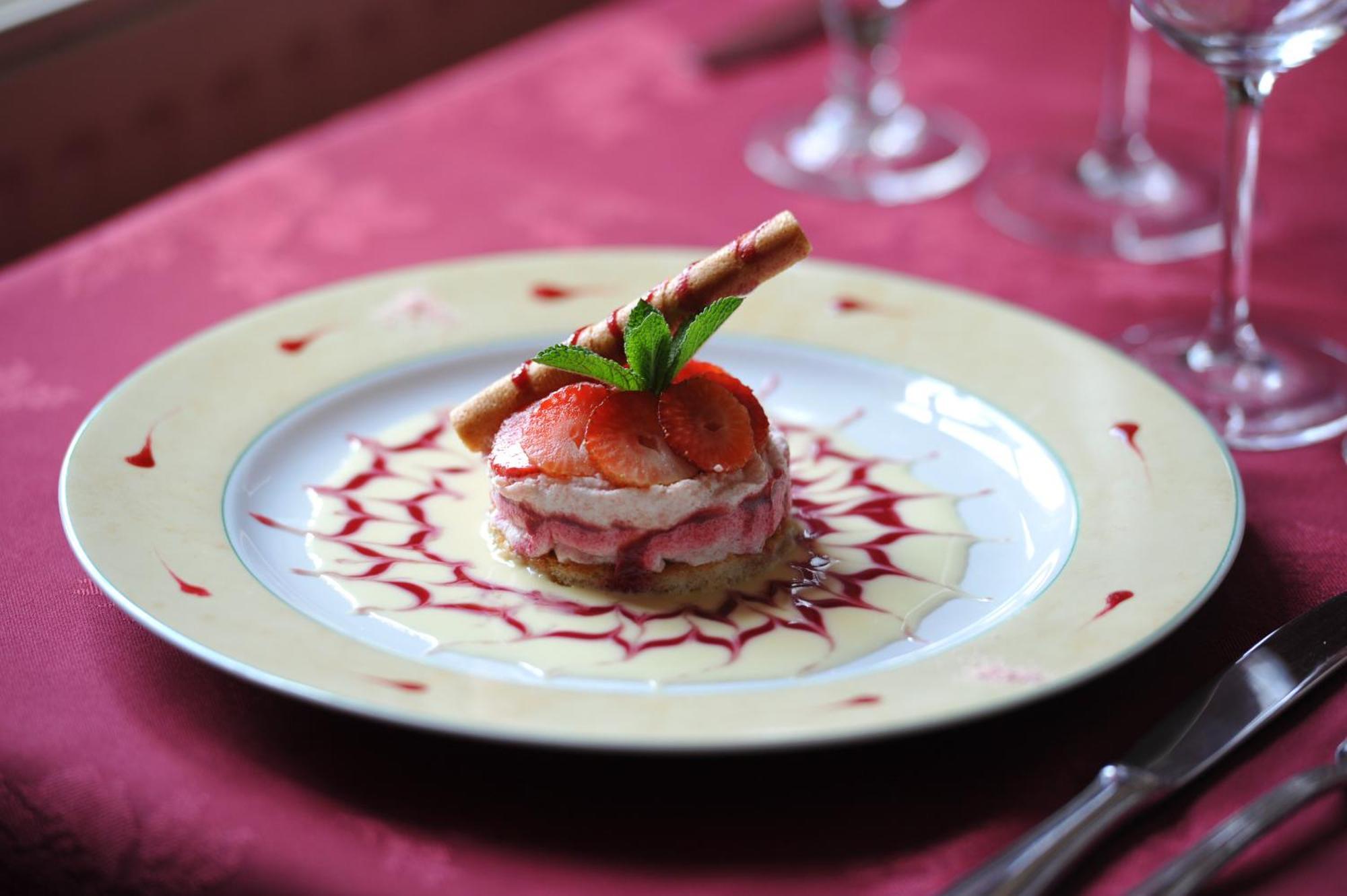 Logis Hotel Le Val De Vence Launois-sur-Vence Luaran gambar